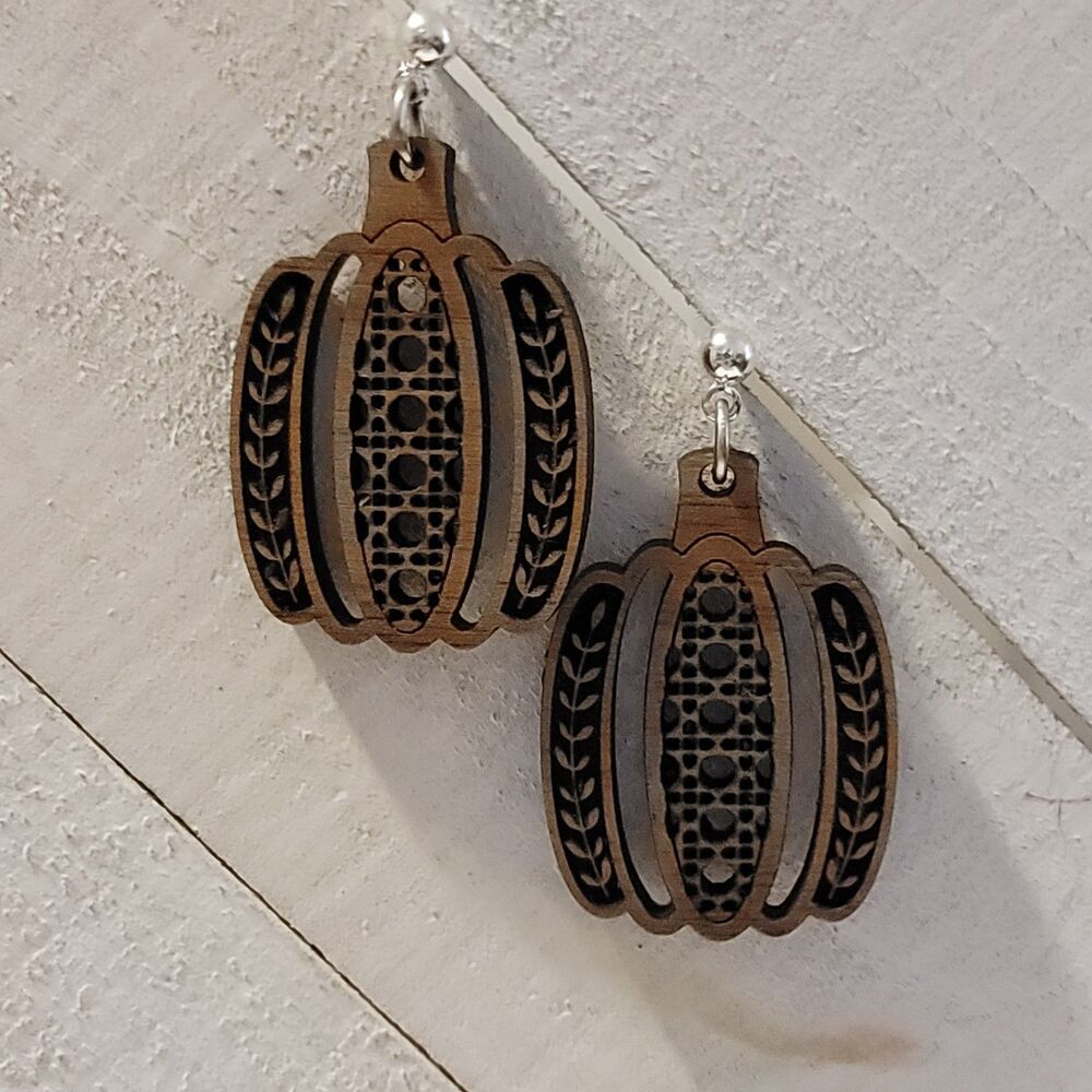 Rustic Wooden Pumpkin Earrings – Fall Harvest Laser Cut Jewelry